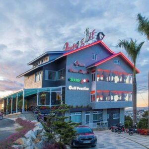Cafe golf 2024 - Trải nghiệm đánh golf tại một quán cafe